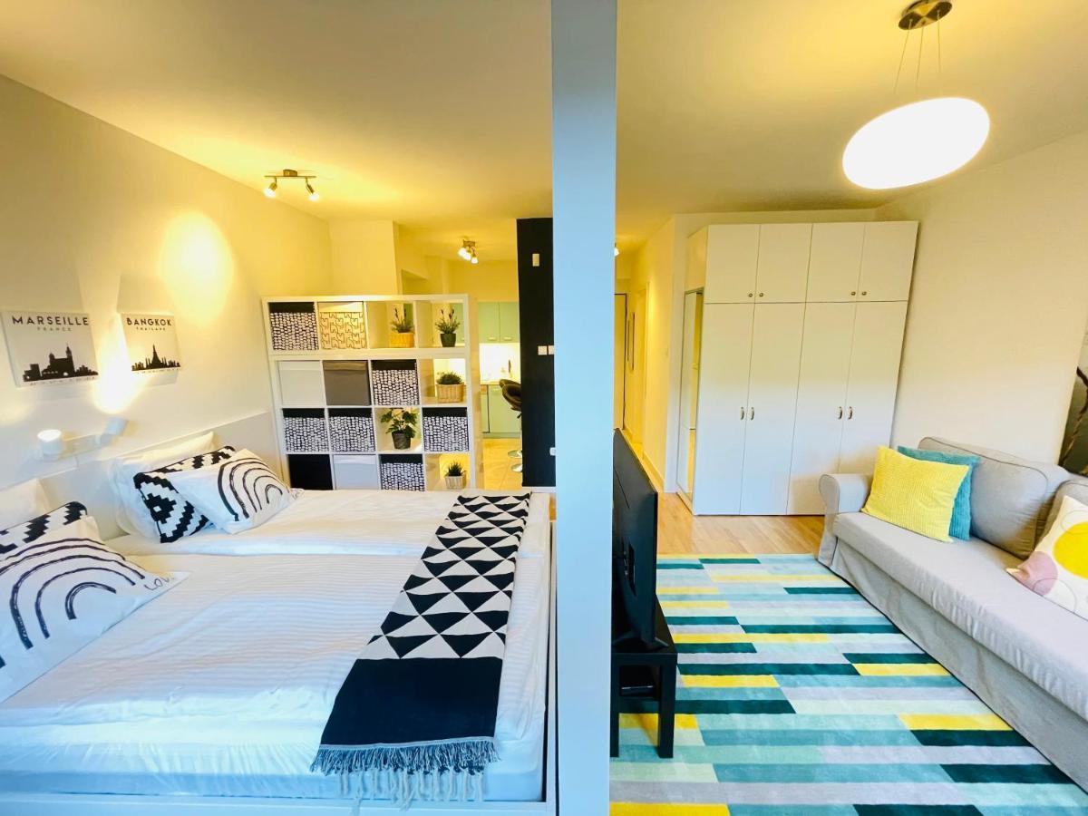 Peony Hollo Apartment - Free Garage Under The House Budapest Exteriör bild
